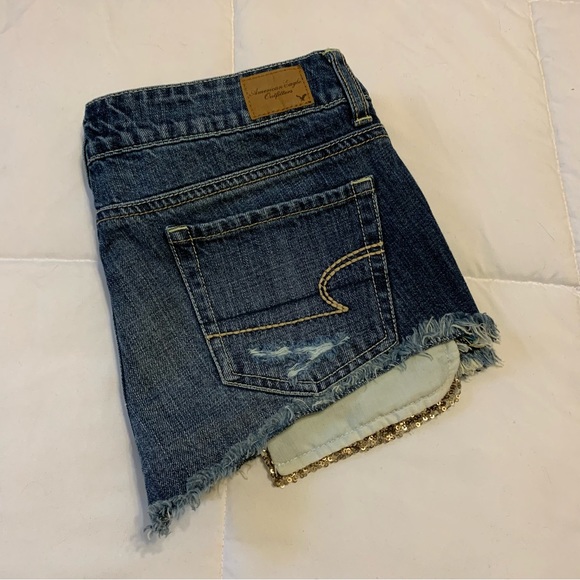 American Eagle: Festival Sequin Shortie Shorts; Gold sequins; shiny pockets - Picture 3 of 5